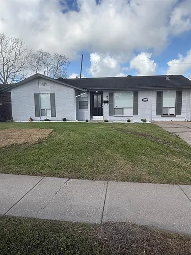 11002 Segrest Dr Photo 1