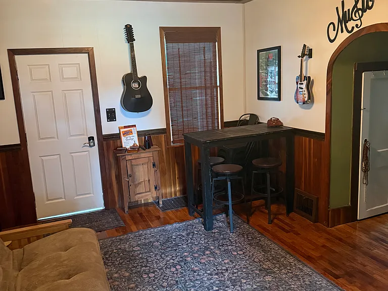 1006 Washington Ave #1 — Photo 6