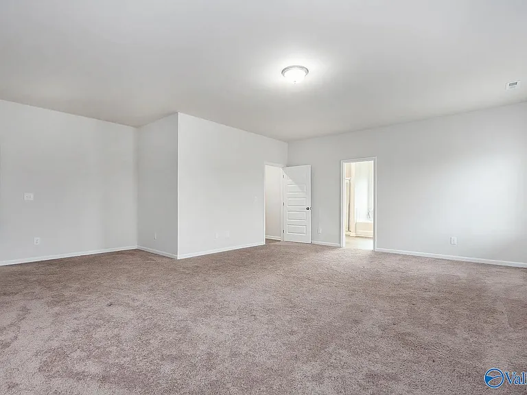 16879 Hollings Trl — Photo 11