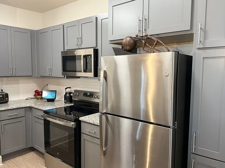 2055 Stanford Ln — Photo 131