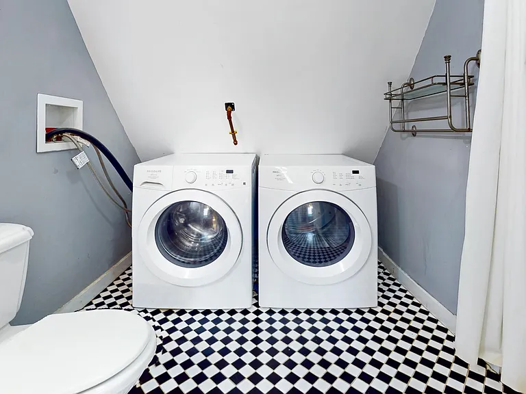 126 Calumet St #3 — Photo 5