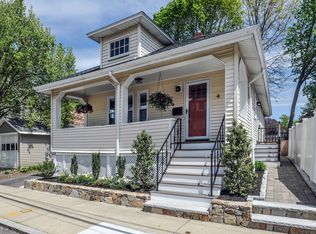 4 Paragon Rd, West Roxbury, MA 02132