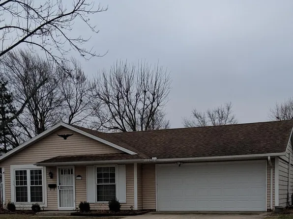 819 Heather Dr, Saint Marys, OH 45885