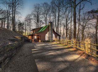 28 Ridgehaven Ln, Ellijay, GA 30536
