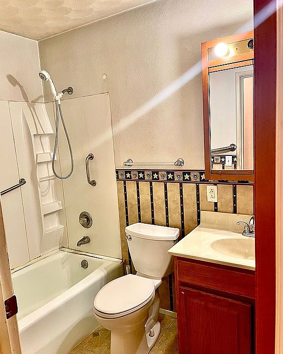 521 Middle St, Red Bud, IL 62278 Zillow