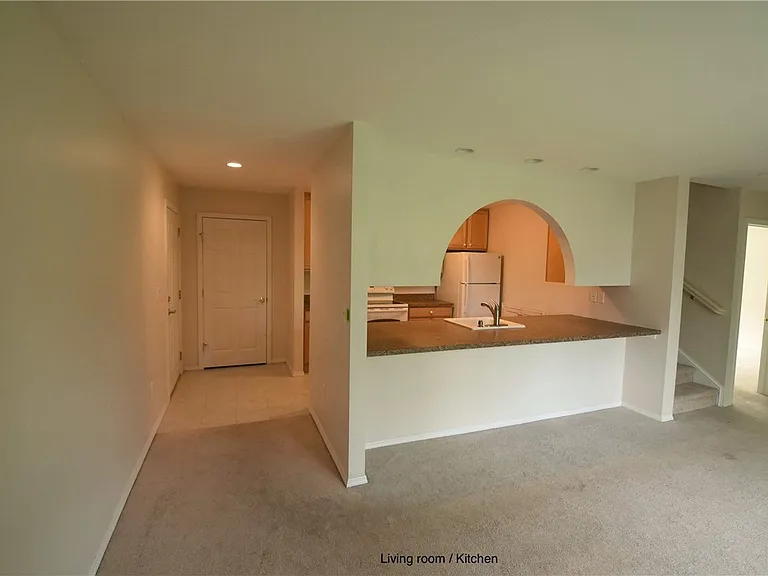 140 Bundy Rd #A — Photo 3