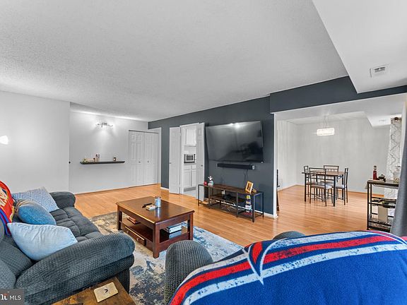 4th image of 11820 Breton Ct APT 12B