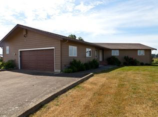 7980 Hannegan Rd, Lynden, WA 98264