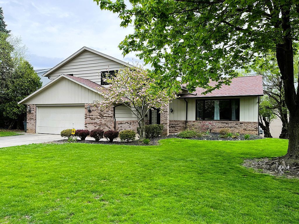 23831 Wendover Dr - Property Image