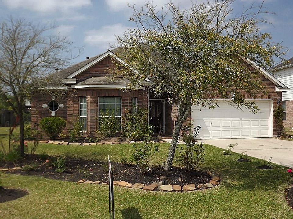 1st image of 2735 S Cedar Hollow Dr