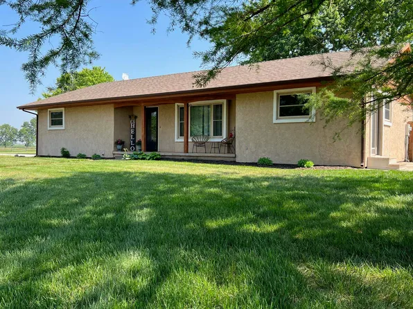 8525 NE 50th St, Pretty Prairie, KS 67570