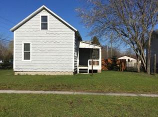 521 Beebe St, Alpena, MI 49707
