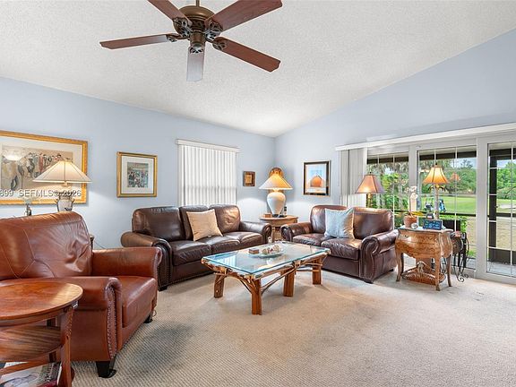 5th image of 6756 SE Bunker Hill Dr