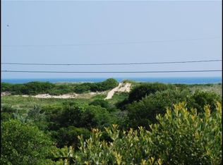 4 Oxcart Rd, Aquinnah, MA 02535
