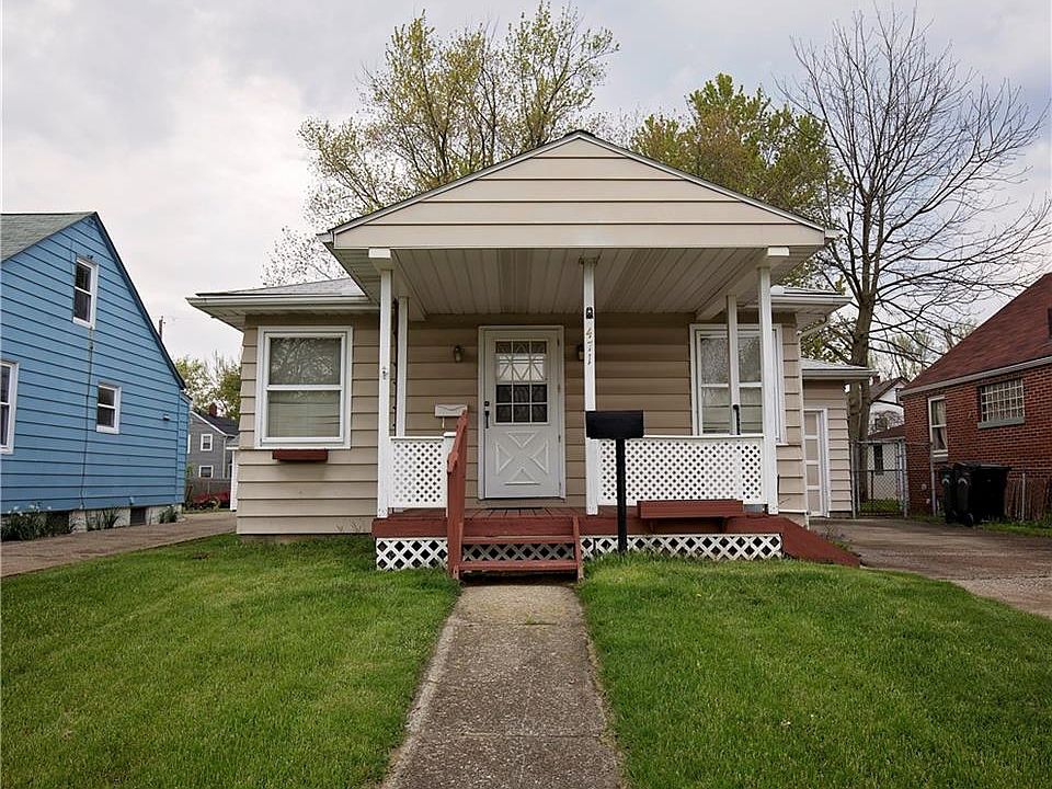 1st image of 471 11th St