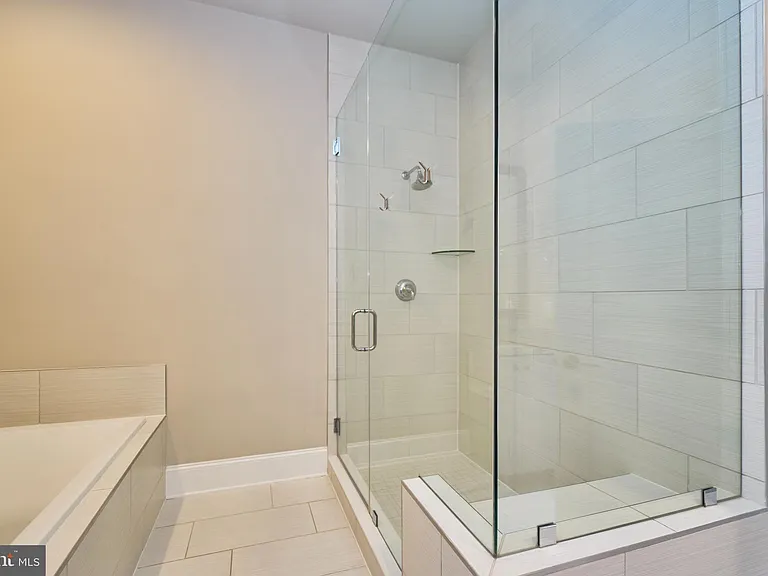20442 Northpark Dr — Photo 29