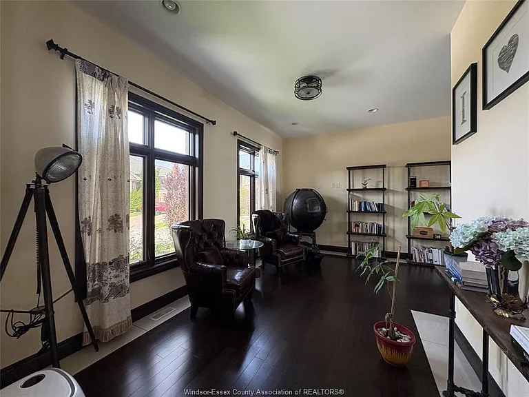 236 Shoreview Ct — Photo 7
