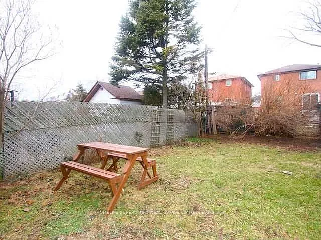 30 Elder Ave — Photo 18