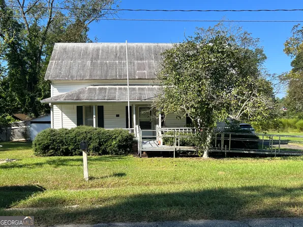 120 1st Ave, Twin City, GA 30471