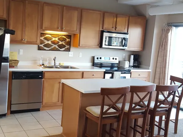 401 W Shoreline Dr, Sandusky, OH 44870