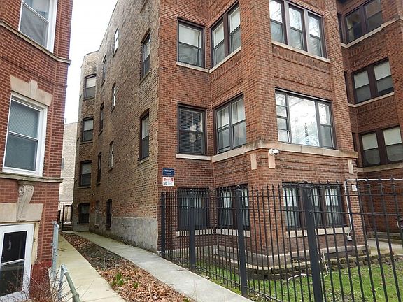 4th image of 6035 S Saint Lawrence Ave #1S