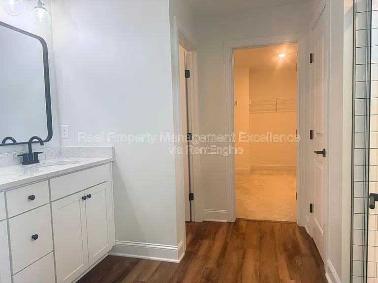 16 Clear Creek Cir — Photo 45
