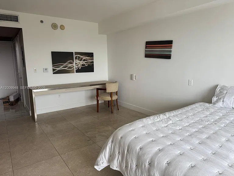 50 Biscayne Blvd #809 — Photo 2
