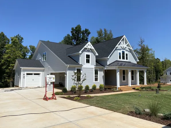 140 W Amber Oak Dr #6, Selma, NC 27576