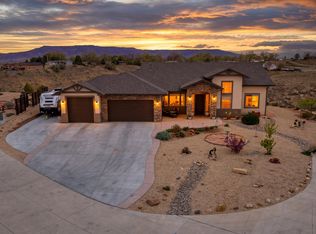 2433 Hidden Valley Dr, Grand Junction, CO 81507