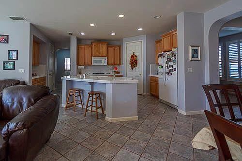 3rd image of 2175 Golden Gate Dr