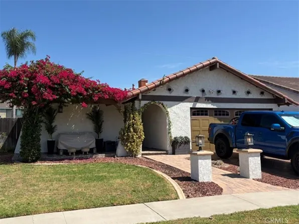 4917 E Holbrook St, Anaheim, CA 92807