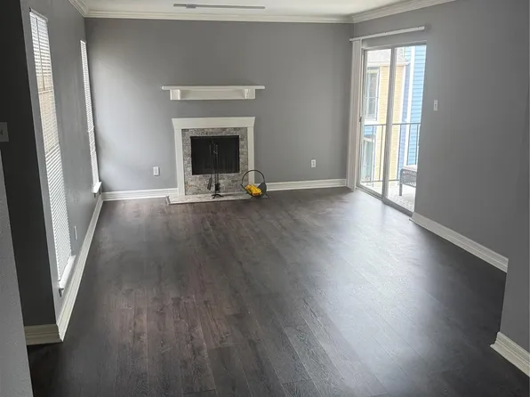 18515 Egret Bay Blvd APT 906, Houston, TX 77058