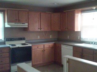 412 E Broadway St, Greenwood, IN 46143