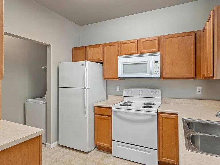 Highland Ridge — Photo 23
