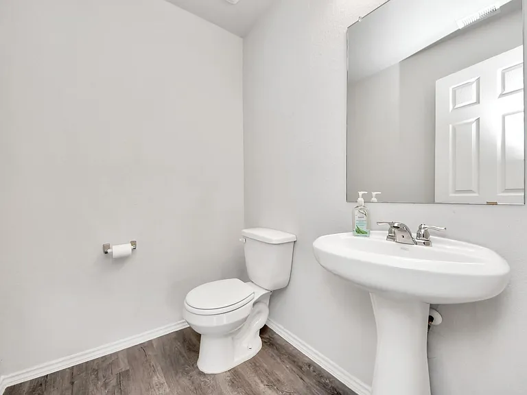 4231 Tulip Oak Dr — Photo 16