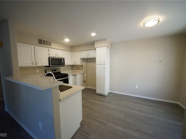 5710 E Tropicana Ave #1060 — Photo 8