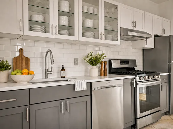 54 Harvard St APT 3, Brookline, MA 02445