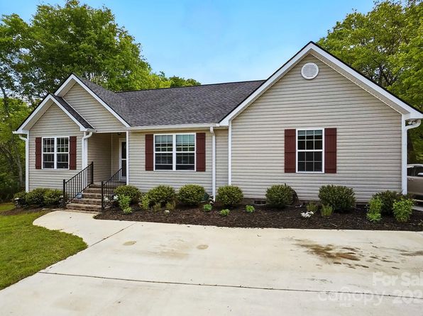 14 Poe St, Rock Hill, SC 29730