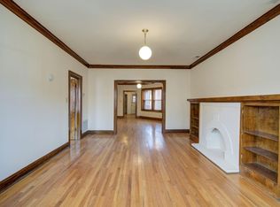 2704 N Mildred Ave APT 2F, Chicago, IL 60614