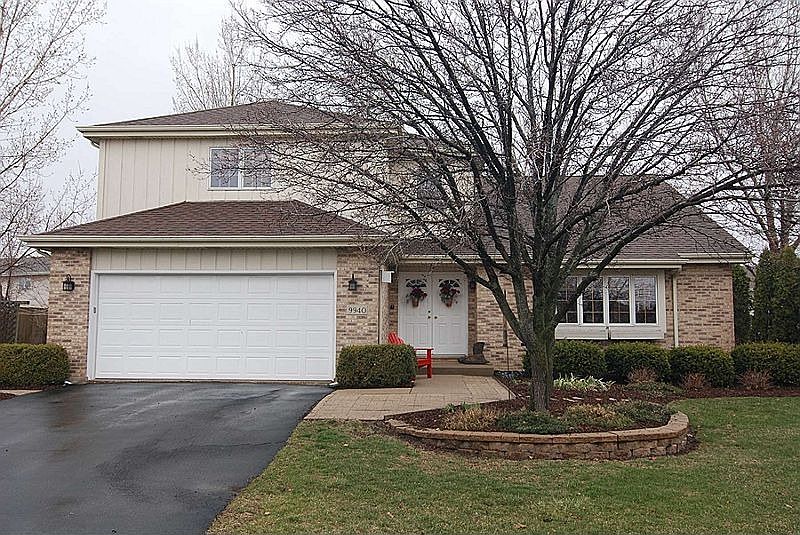 1st image of 9940 Cambridge Dr