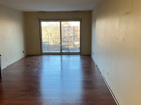 4th image of 1500 Sandstone Dr APT 305