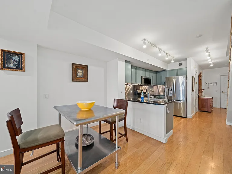 631 D St NW #1139 — Photo 6