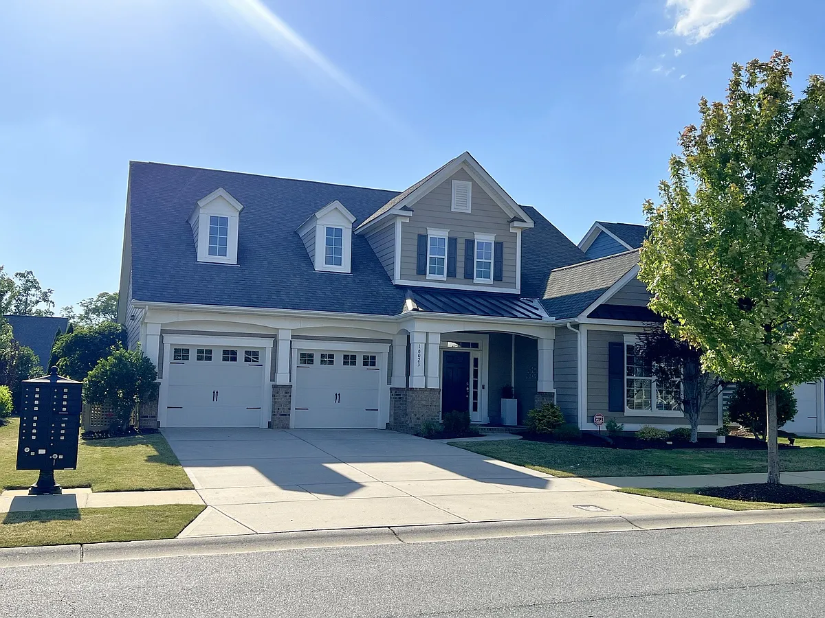 Building Photo - 16023 Rushwick Dr