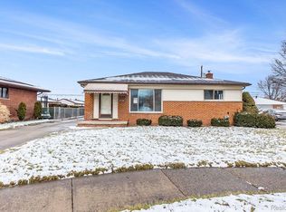 8515 Francine St, Warren, MI 48093