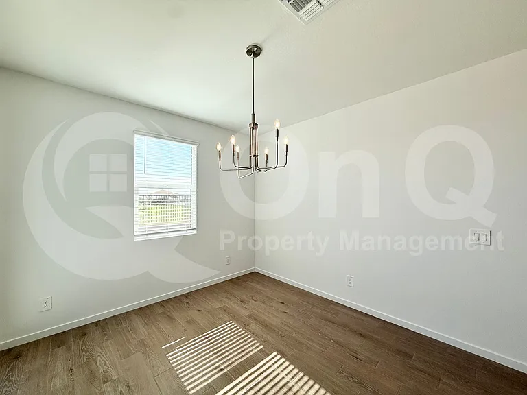 33110 N Noir Dr — Photo 5