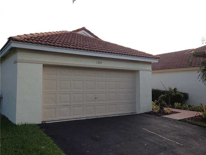 1st image of 1349 Presidio Dr
