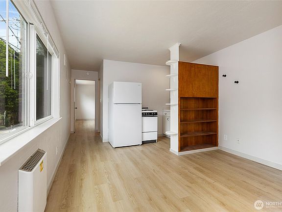 5th image of 7618 Greenwood Avenue N