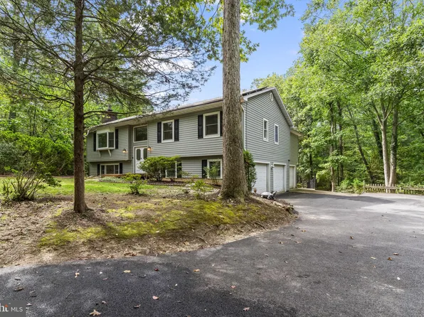 23117 Crestwood Ln, California, MD 20619