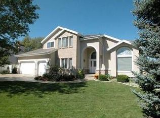 8058 Farm Brook Way, Sandy, UT 84093