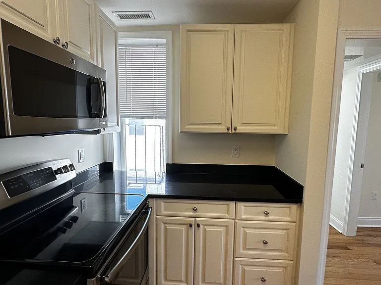 3 Chauncy St #10 — Photo 9